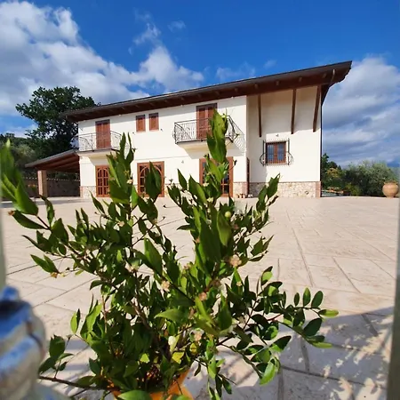 Farm stay Colle Del Mirto *